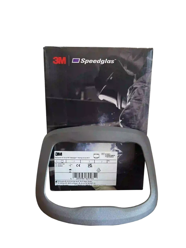3M Speedglas G5-01/G5-03 flip-up front cover (610501) resting in front of its branded retail box.