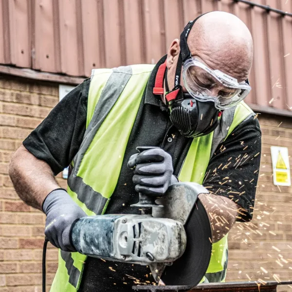 Trend Air Stealth P3 Dust Mask Respirator (Medium/Large) - Image 6